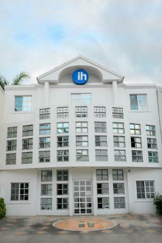 International House Riviera Maya Hotel