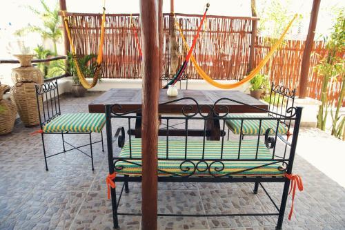 Hostelito Chetumal Hotel + Hostal