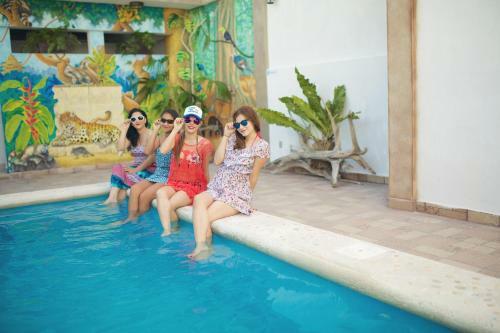 Hostelito Chetumal Hotel + Hostal
