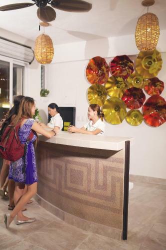 Hostelito Chetumal Hotel + Hostal