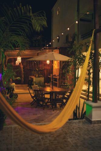 Hostelito Chetumal Hotel + Hostal