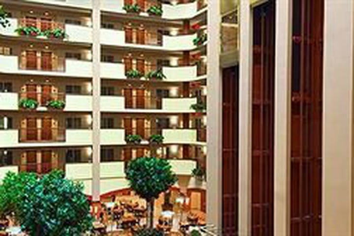 Embassy Suites Murfreesboro - Hotel & Conference Center