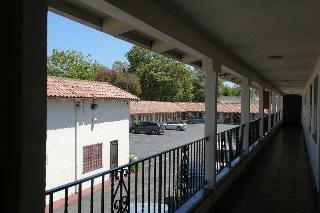 Hotel Americas Best Value Golden Bear