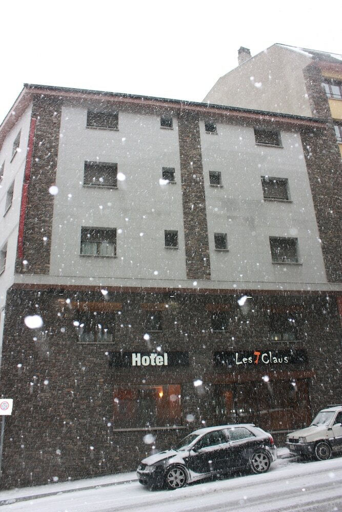 Hotel Les 7 Claus