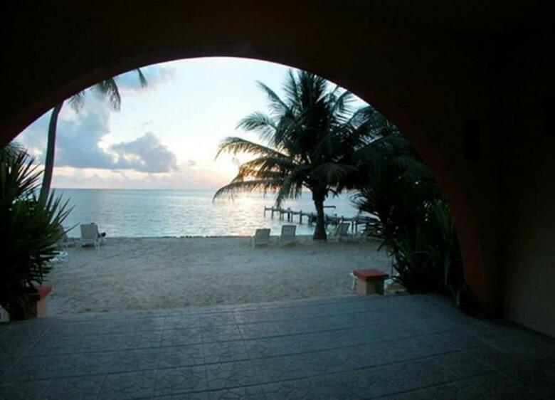 Hotel Banana Beach Resort