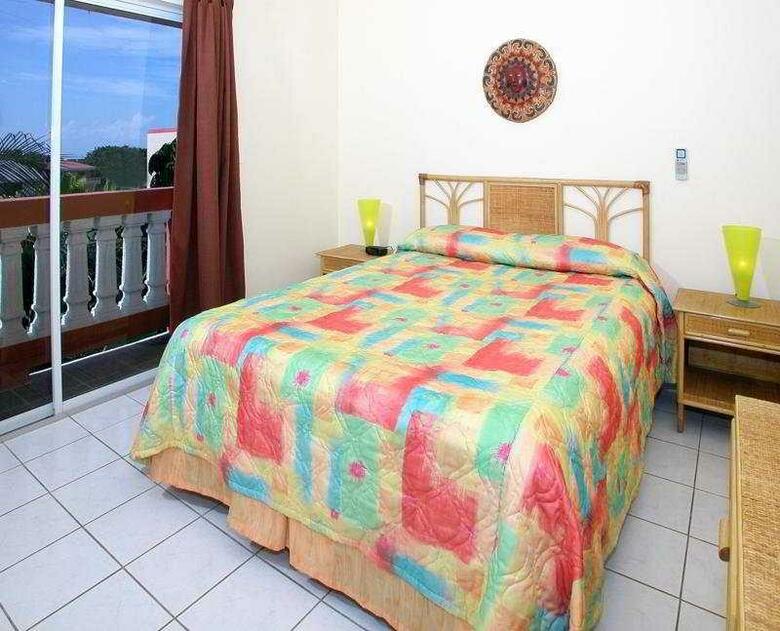 Hotel Banana Beach Resort