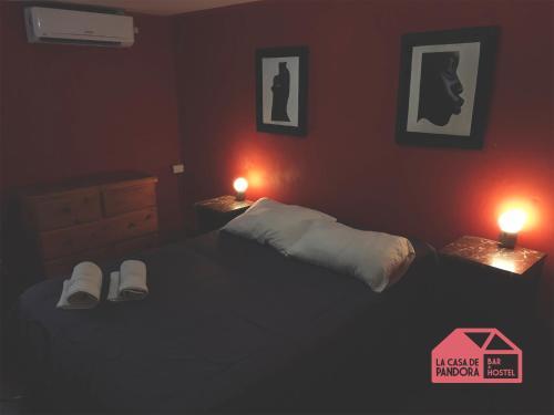 Hostal Hostel La Casa De Pandora & Cafe-bar