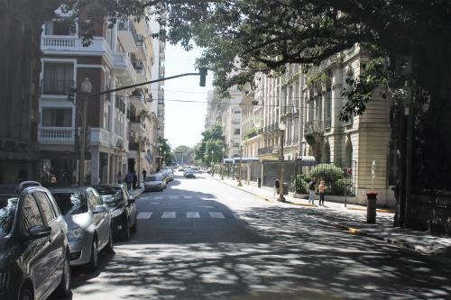 Apartment Rod Pe�a - By Hart