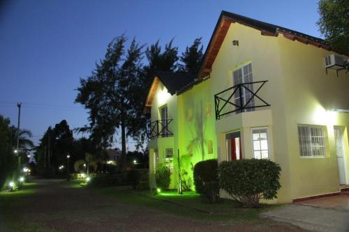 Lodge Caba�as Verdes De Artalaz