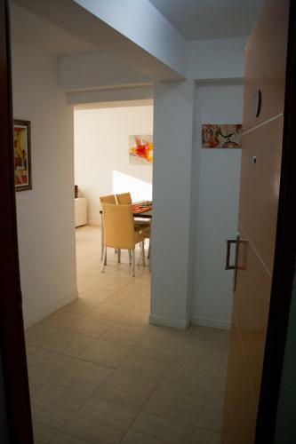Los Arboles Apart