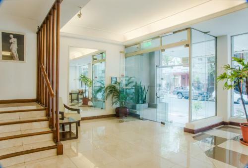 Hotel Cyr