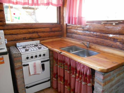 Lodge Caba�as Del Faldeo Titos