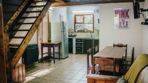 Lodge Caba�as Del Faldeo Titos