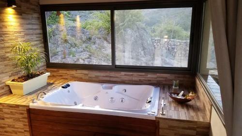Hotel Aires Serranos - Suites