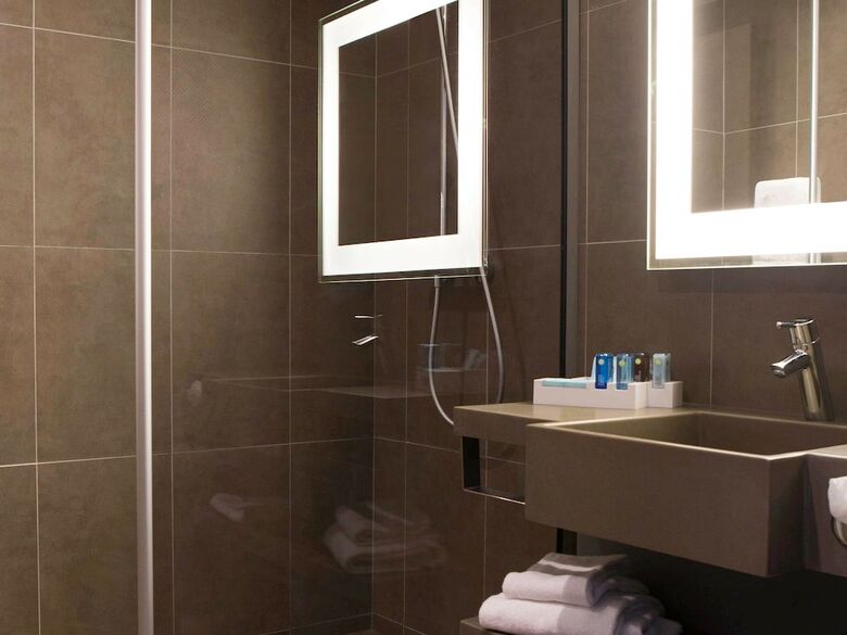 Hotel Novotel Narbonne Sud