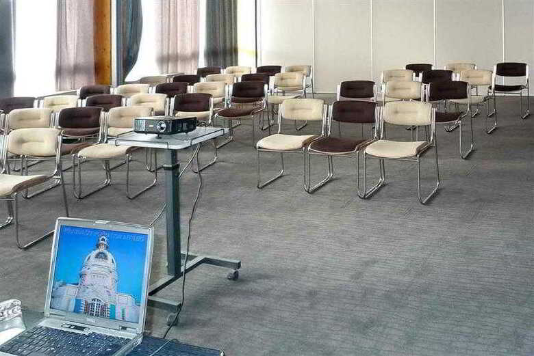Hotel Novotel Narbonne Sud