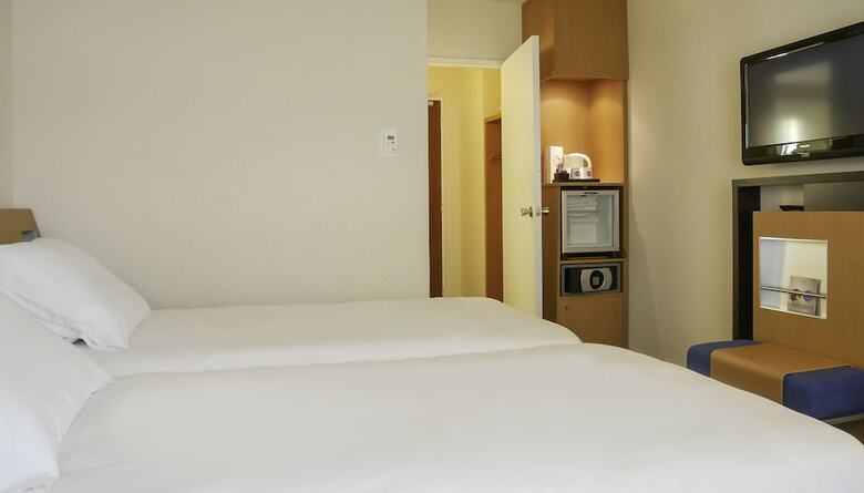 Hotel Novotel Atria Nimes Centre