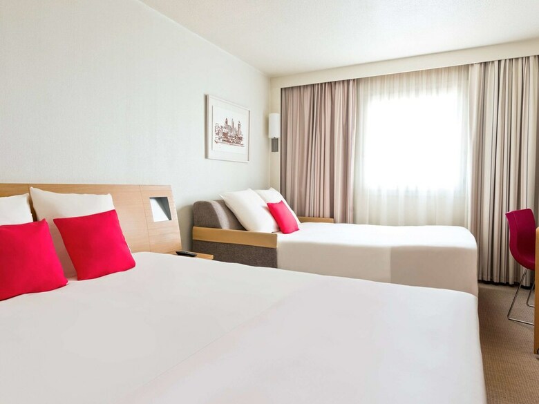 Hotel Novotel Atria Nimes Centre