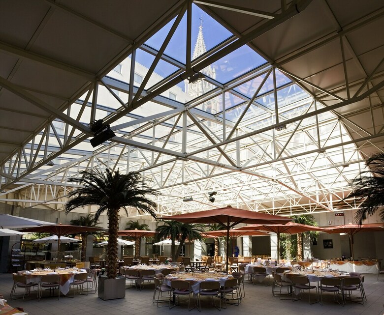 Hotel Novotel Atria Nimes Centre