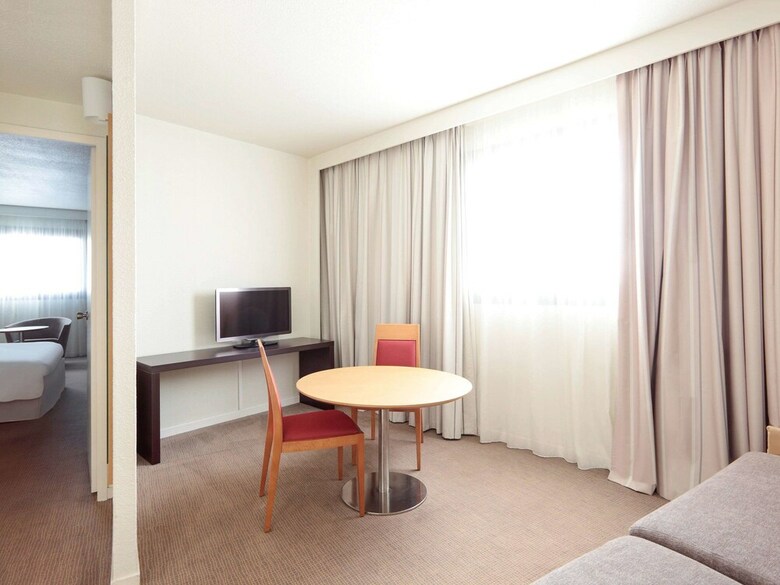 Hotel Novotel Atria Nimes Centre