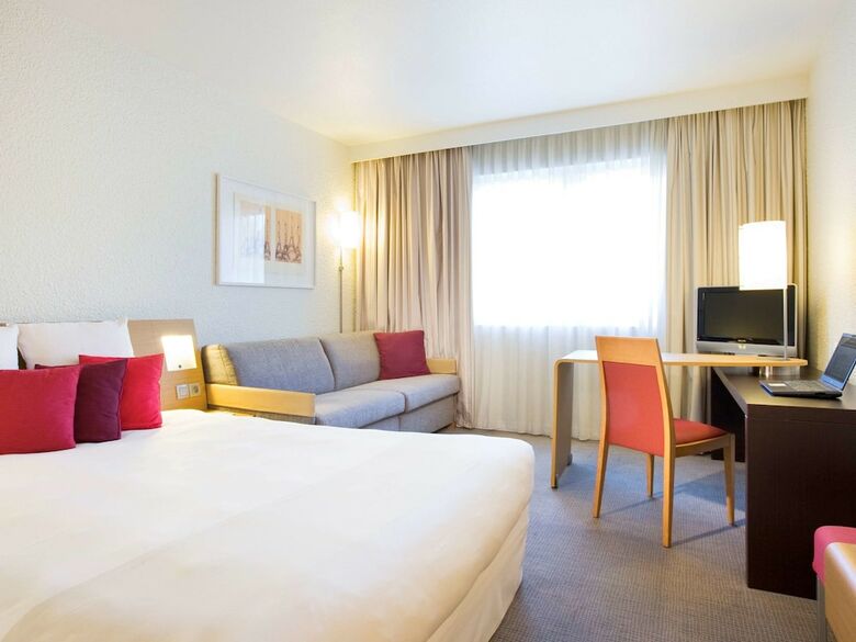 Hotel Novotel Atria Nimes Centre