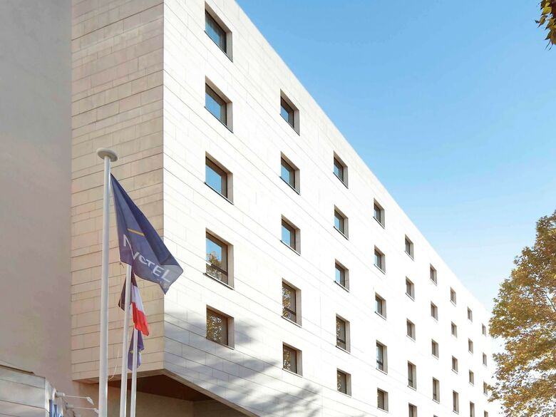 Hotel Novotel Atria Nimes Centre