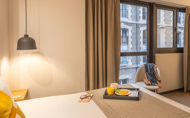 Hotel Izzy By Happyculture