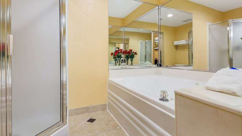 Hotel *best Western Carlton Suites*