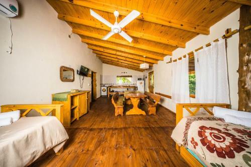 Lodge Caba�as Del Espinillo