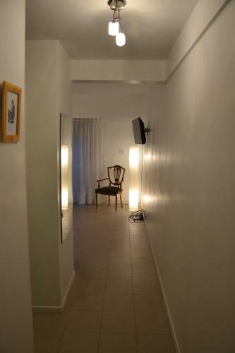 Ba Downtown Apartment