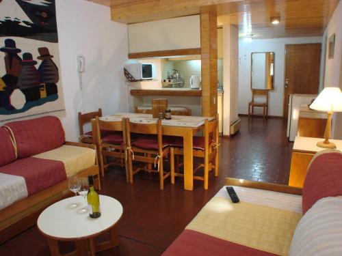 Apartamento Departamentos De Martis Las Le�as
