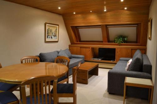 Apartamento Departamentos De Martis Las Le�as