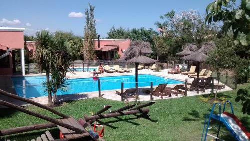 Hotel Caba�as Del Ysyry