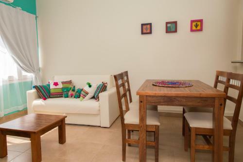 Las Tulmas Apart Hotel