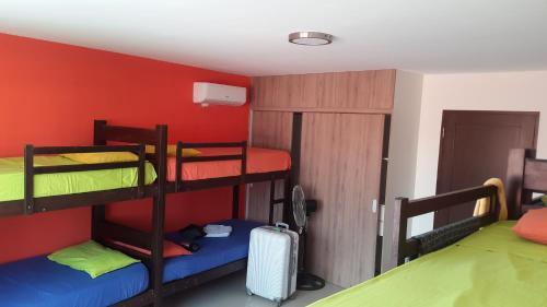 Albergue Backpackers Bed&bar