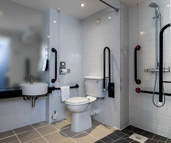 Hotel Holiday Inn Express Gatwick Crawley