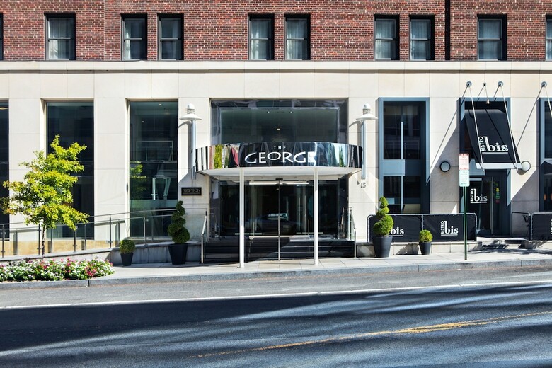 Hotel George