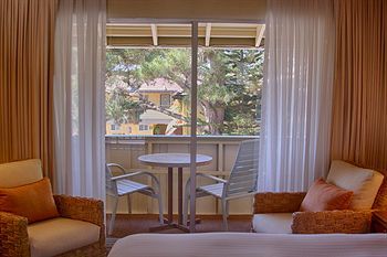 Hotel Carmel Lodge