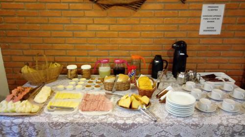 Hostal Pousada Manac�s