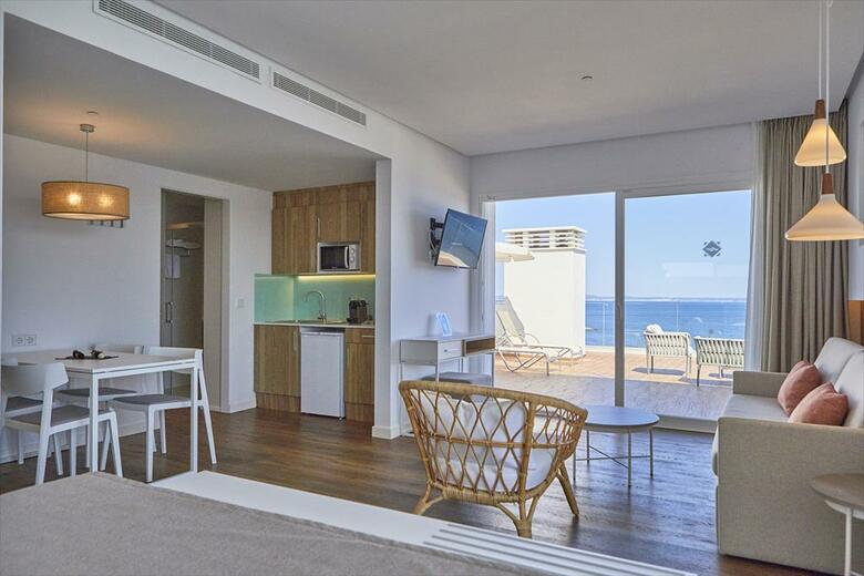 Hotel Apartotel Ponent Mar