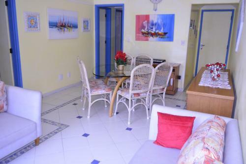 Apartamento Enseada Lado Praia