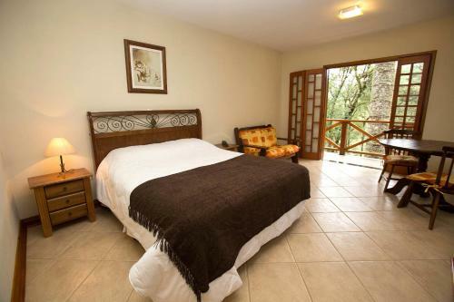 Hostal Pousada Chal� Da Floresta