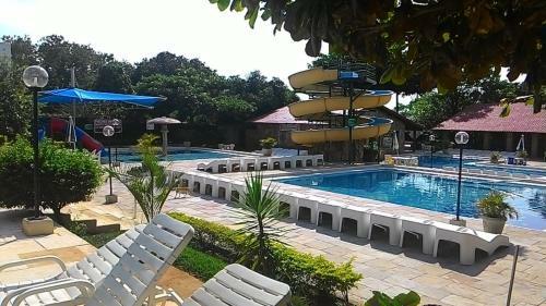 Apartamento Imp�rio Romano Caldas Novas Com Piscinas 24h E Um Dia De Divers�o No Parque Diroma