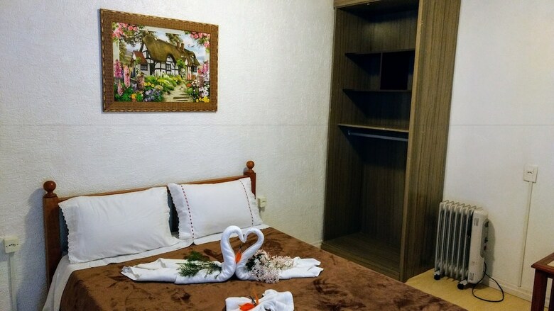 Hostal Vila Cezar Pousada Canela