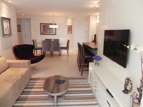 Apartamento Condom�nio Boulevard Bombinhas