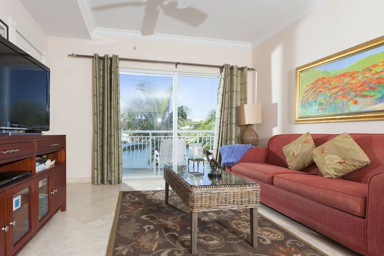 Hotel Oyster Bay Beach Resort