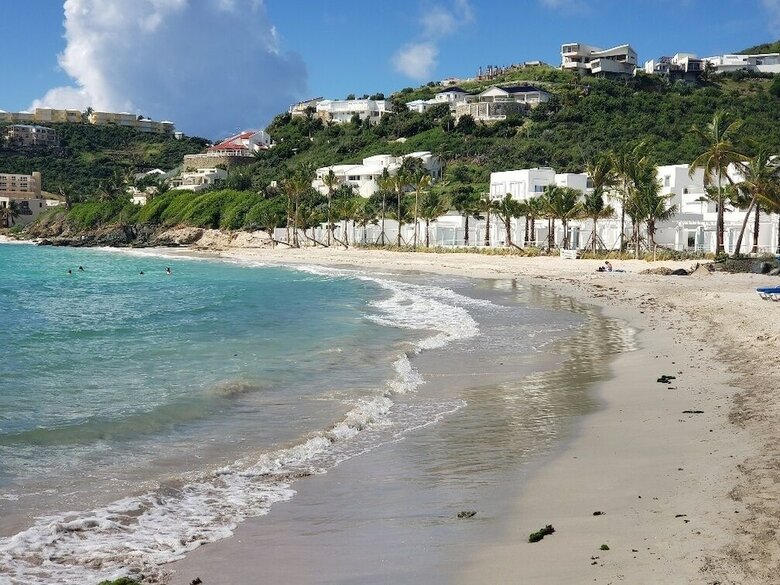 Hotel Oyster Bay Beach Resort