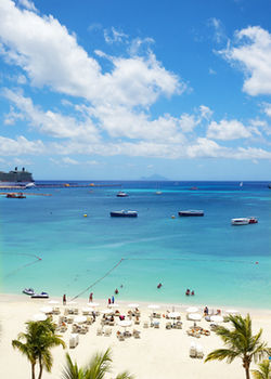 Holland House Beach Hotel