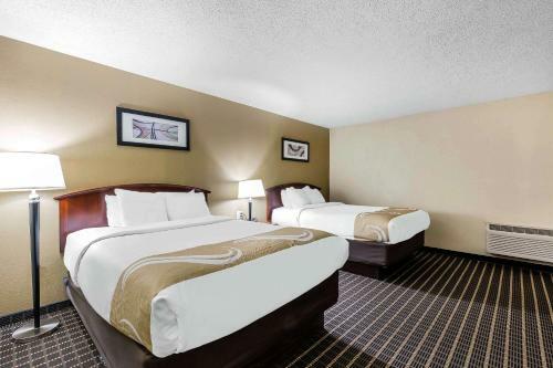 Hotel *quality Inn & Suites River Suites*
