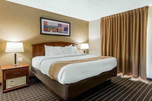 Hotel *quality Inn & Suites River Suites*